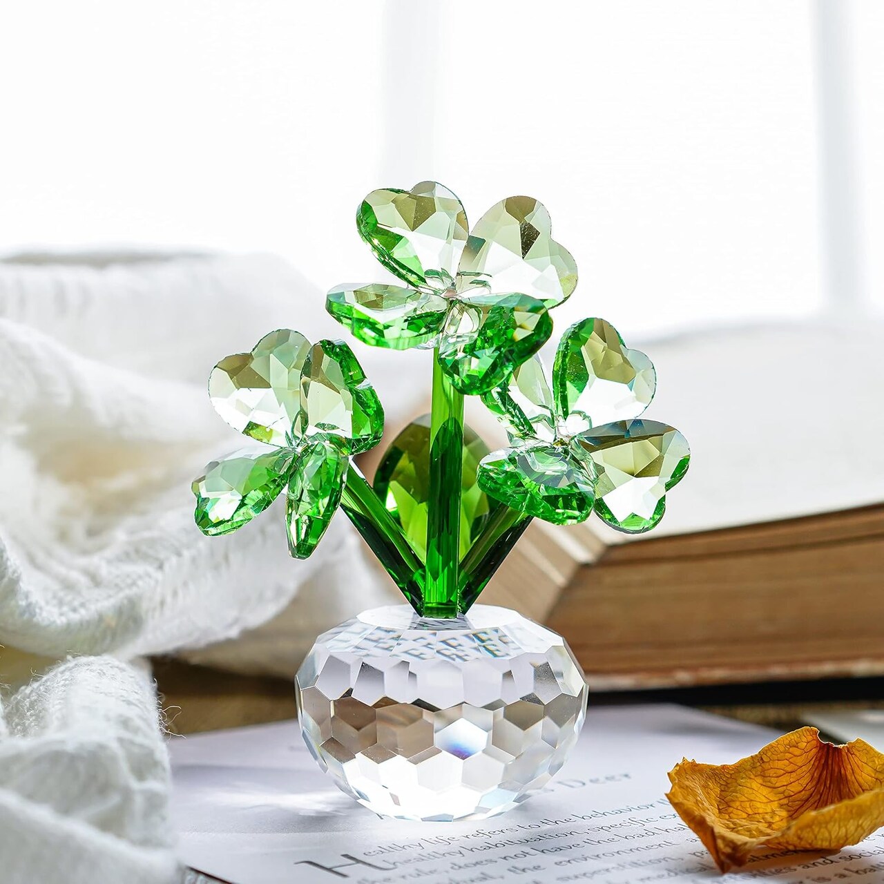 3.7" Crystal Four-Leaf Clover Figurine – Collectible Ornament for St. Patrick’s Day, Thanksgiving & Christmas